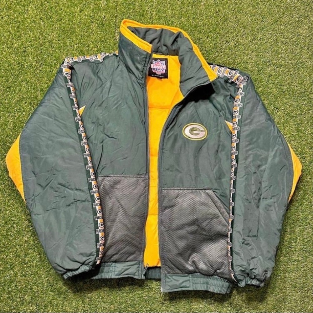 Mens Large Vintage Packers
Jacket